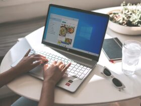 windows 11 laptop surface windows unsplash