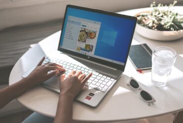 windows 11 laptop surface windows unsplash