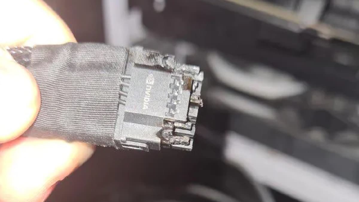 Strömkontakt till RTX 4090 kan smälta eller brinna 43 RTX 4090 burnt 12VHPWR