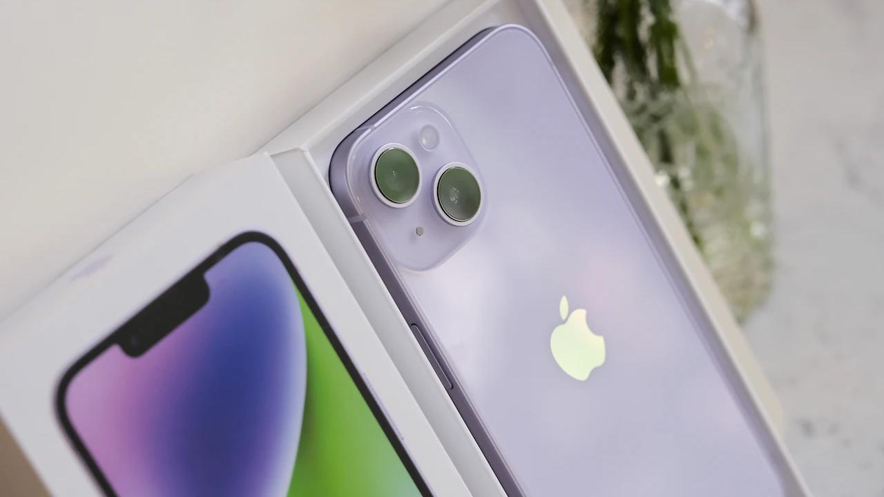 Apple iPhone 14 Lila