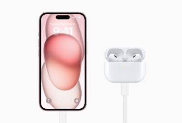 iPhone 15 USB-C AirPods