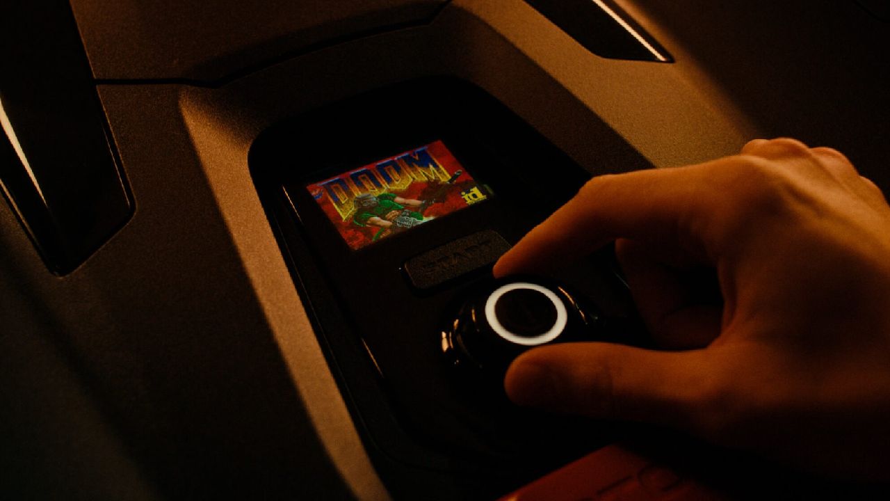 Spela klassiska Doom på Husqvarnas robotgräsklippare 43 husqvarna doom automater nera 2024