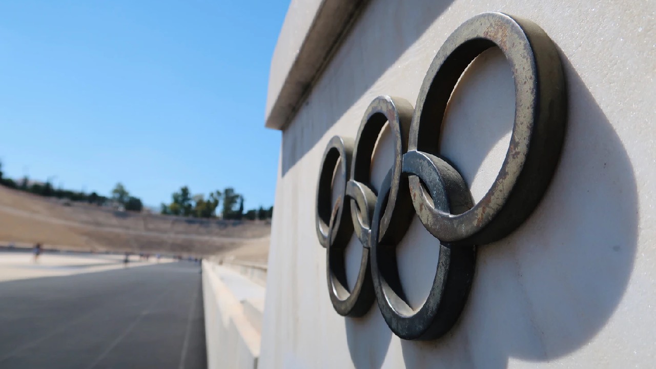 olympic games logo juliofhernandez unsplash