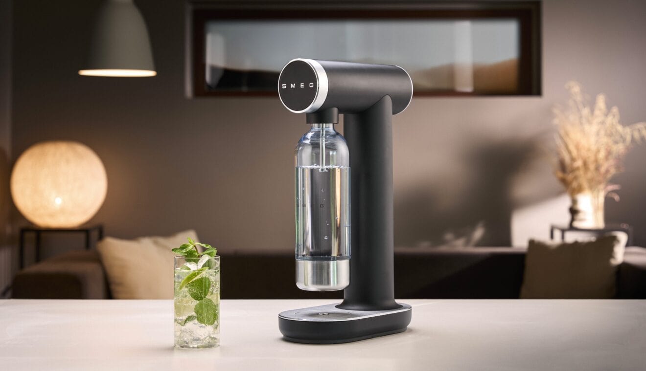 Smeg släpper nya kolsyremaskinen Smeg Soda Maker 43 smeg2 1320x759 1