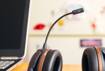 headphone microphone unsplash