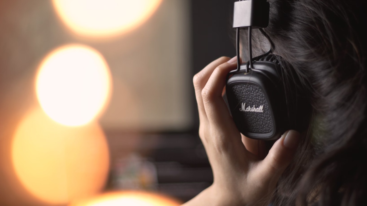 marshall headphones unsplash