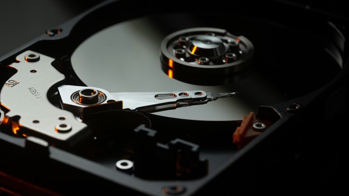 harddisk harddrive unsplash